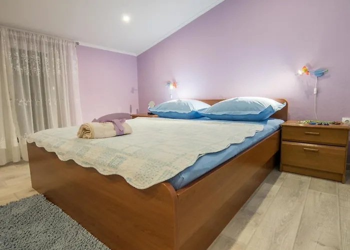 Laguna * Макарська