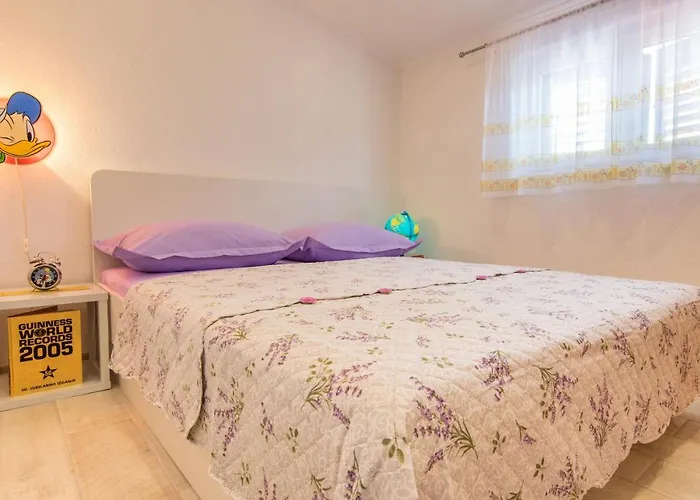 Laguna Апартаменти *